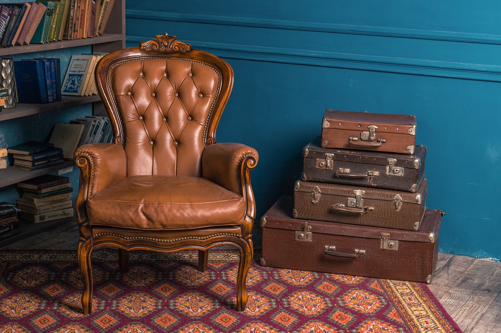 Repurpose The Antique Pieces For Home Décor