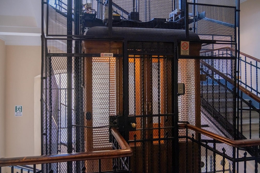 Built-in Home Elevator Shaft Built-in Home Elevator Shaft