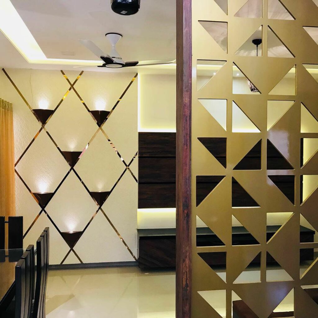 Lacquered Glass Partition Lacquered Glass Partition
