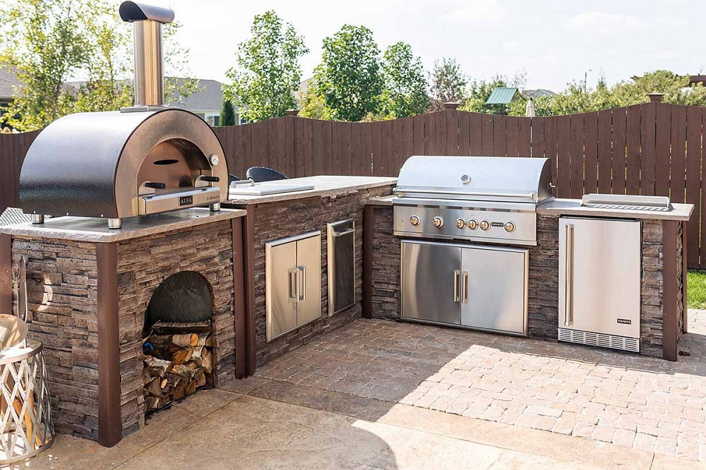 Grill Island as an Outdoor Kitchen Grill Island as an Outdoor Kitchen
