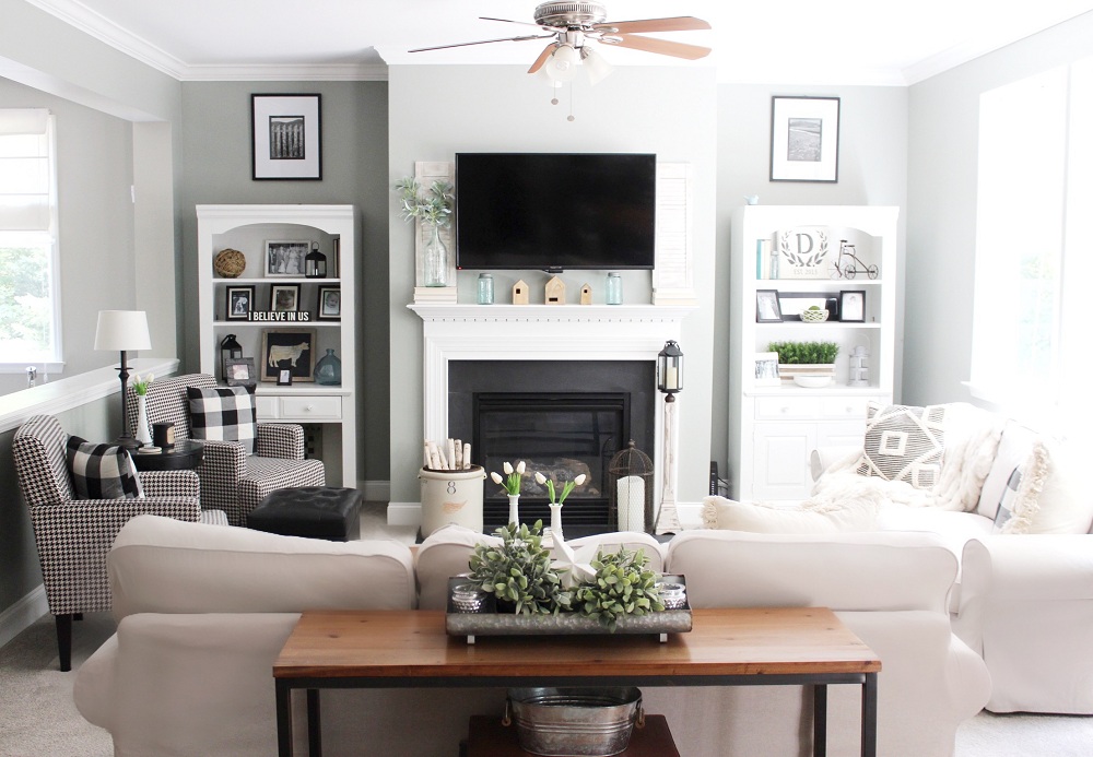 Light and Airy Farmhouse Style Light and Airy Farmhouse Style