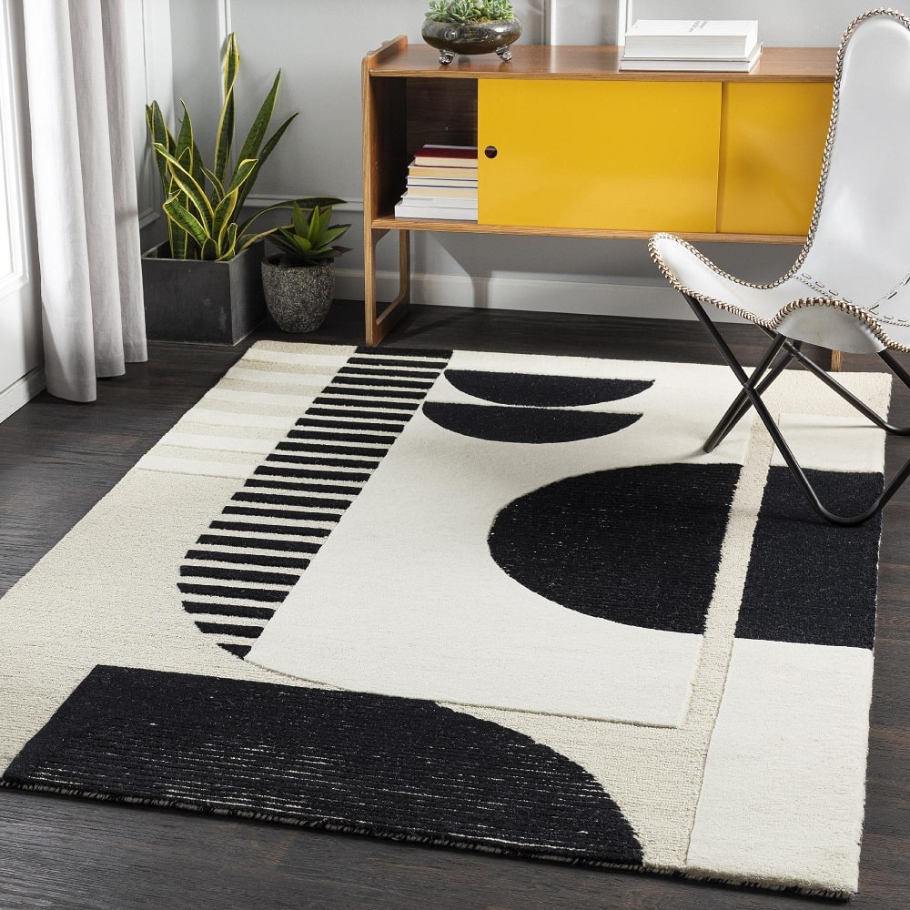 Abstracted Geometric Play in Rugs Abstracted Geometric Play in Rugs