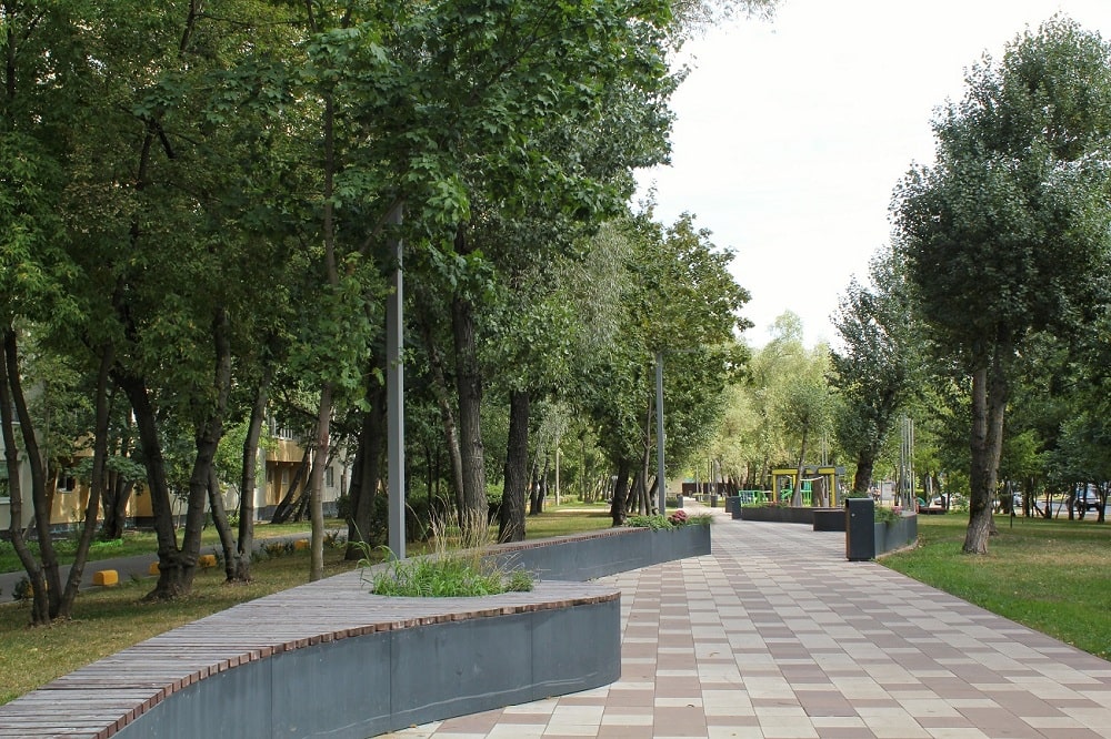 Concrete Curved Bench Concrete Curved Bench