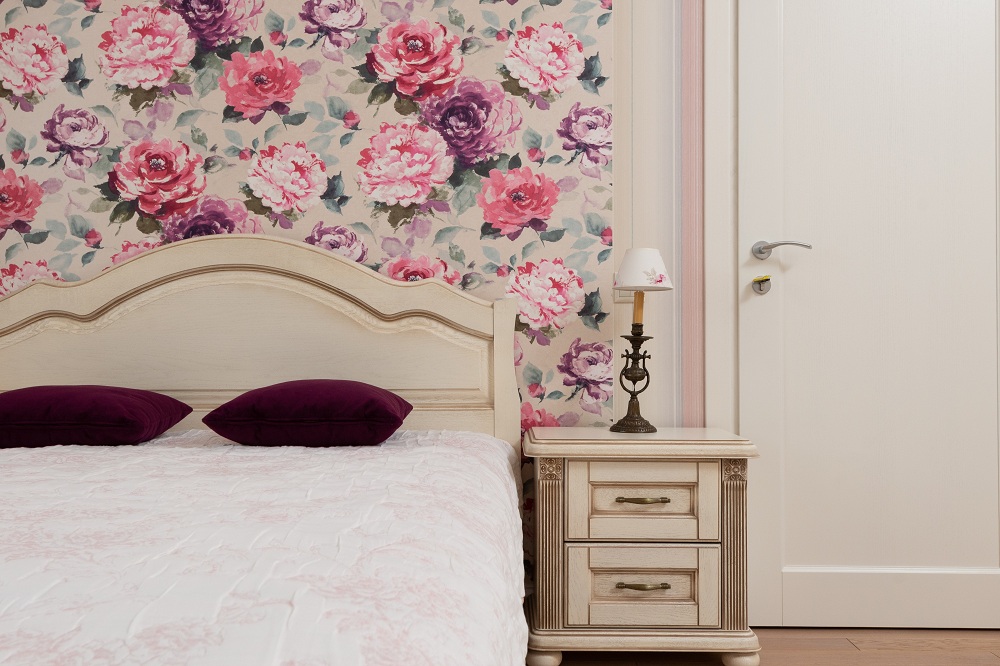 Floral wall for Traditional bedroom decor
