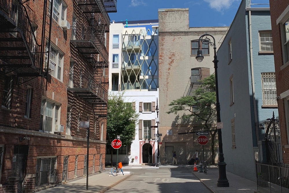 16 Minetta Lane, New York 16 Minetta Lane, New York