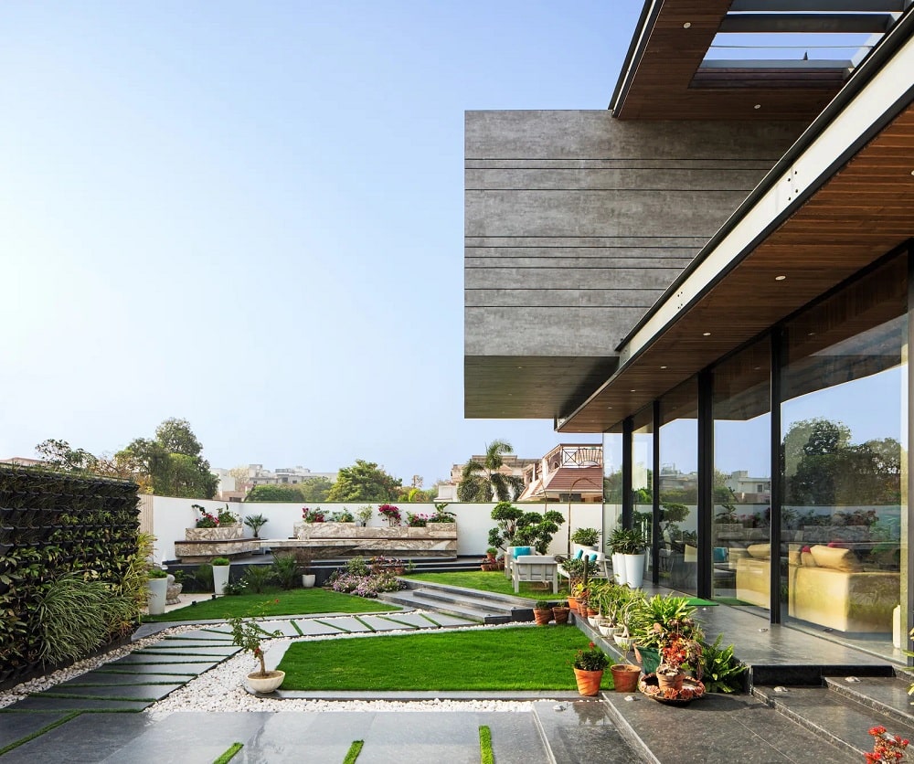 Cantilever House, Ghaziabad Cantilever House, Ghaziabad