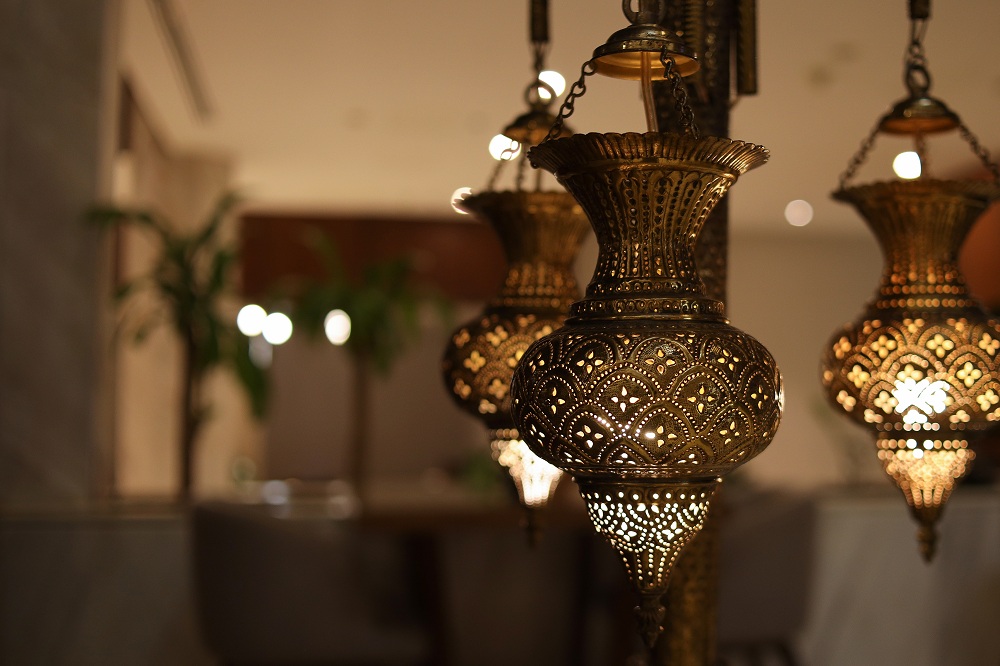 Chandeliers and Light Fixtures Chandeliers and Light Fixtures