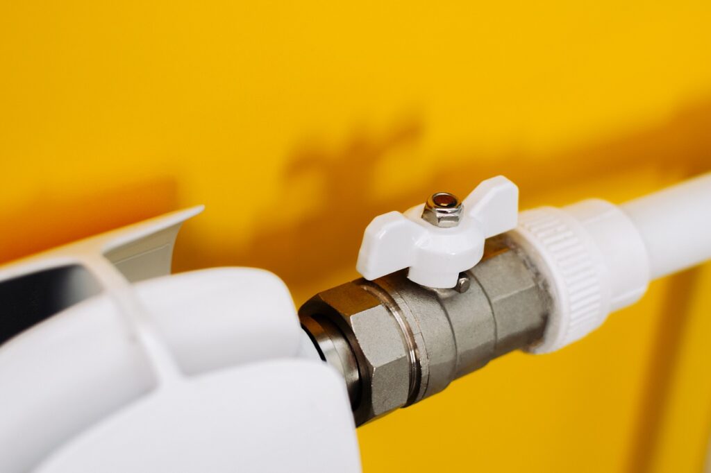 Connecting the T-Valve to the Water Supply