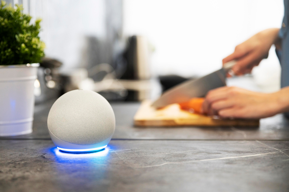 Easy Management of Smart Devices Easy Management of Smart Devices