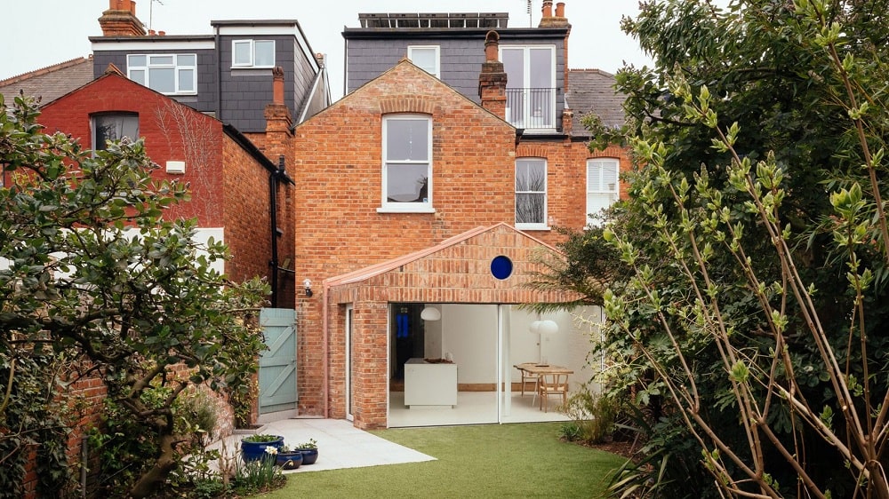 Salvaged brick extension house of London Salvaged brick extension house of London