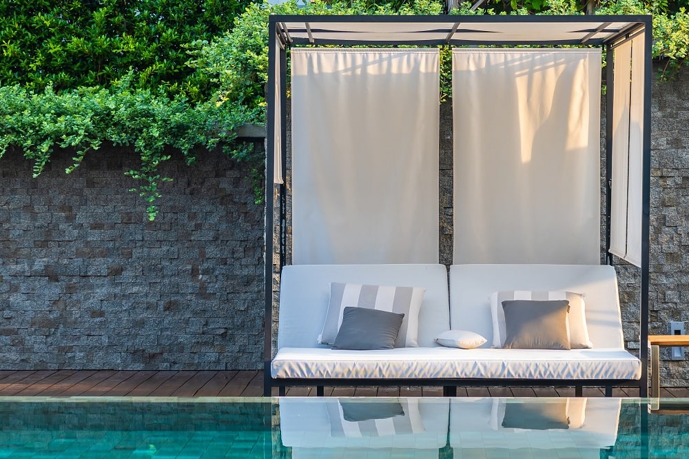 Relaxing Spot for Adults in Backyard Relaxing Spot for Adults in Backyard