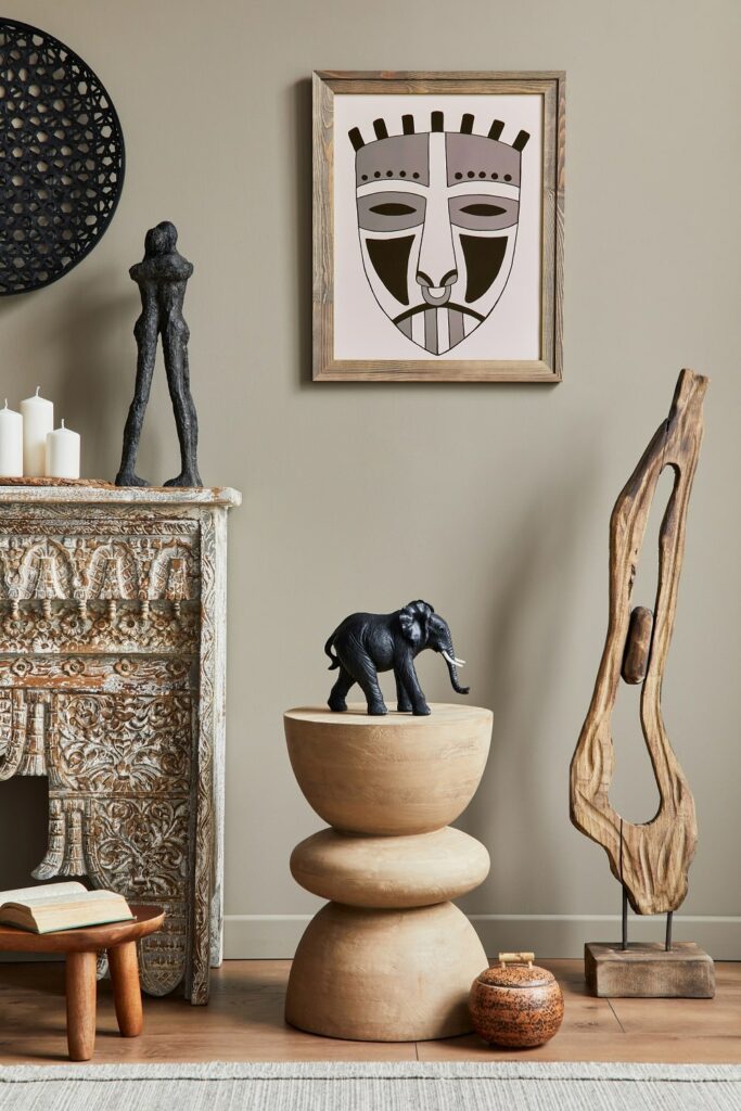 Small Artifacts and Decor