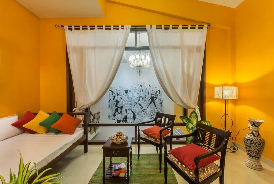 Fusion styled living room - 5