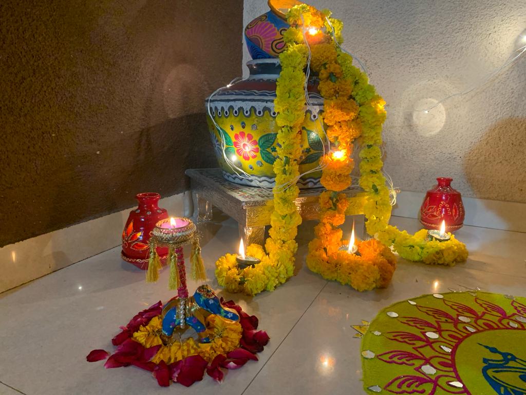 Easy Corner Rangoli Design for Diwali