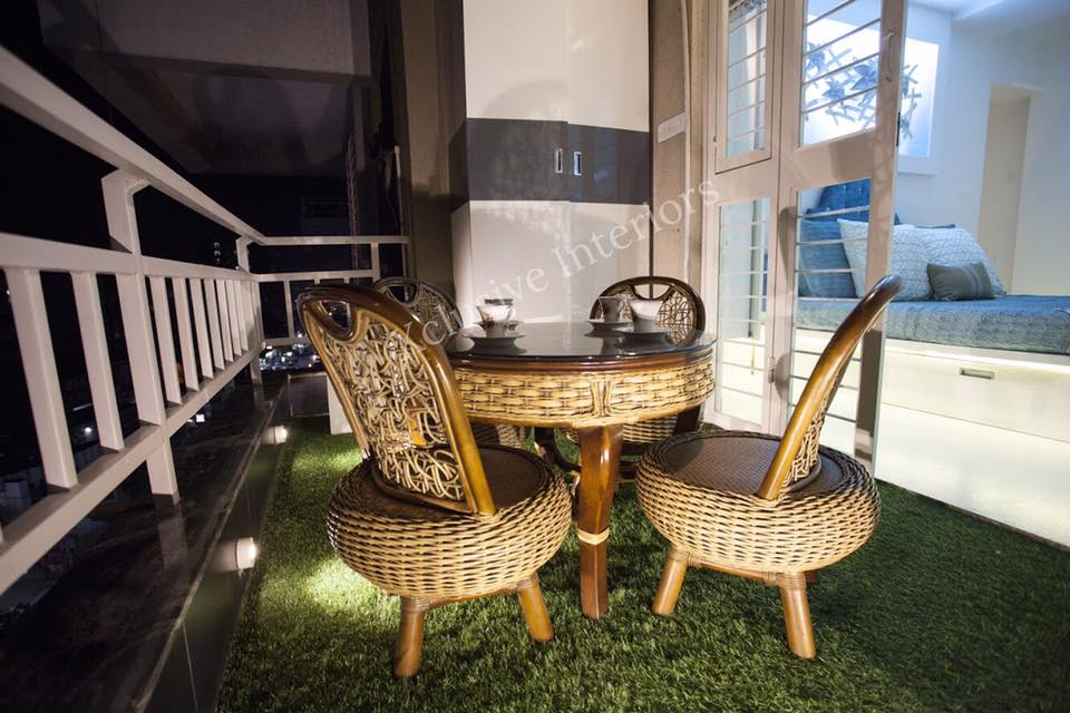 Bedroom Balcony consists of 4-Seater Cane Coffee Table with Chairs