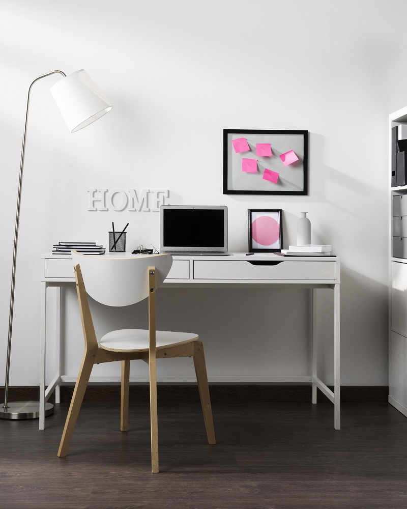 Compact Concealed Study Space