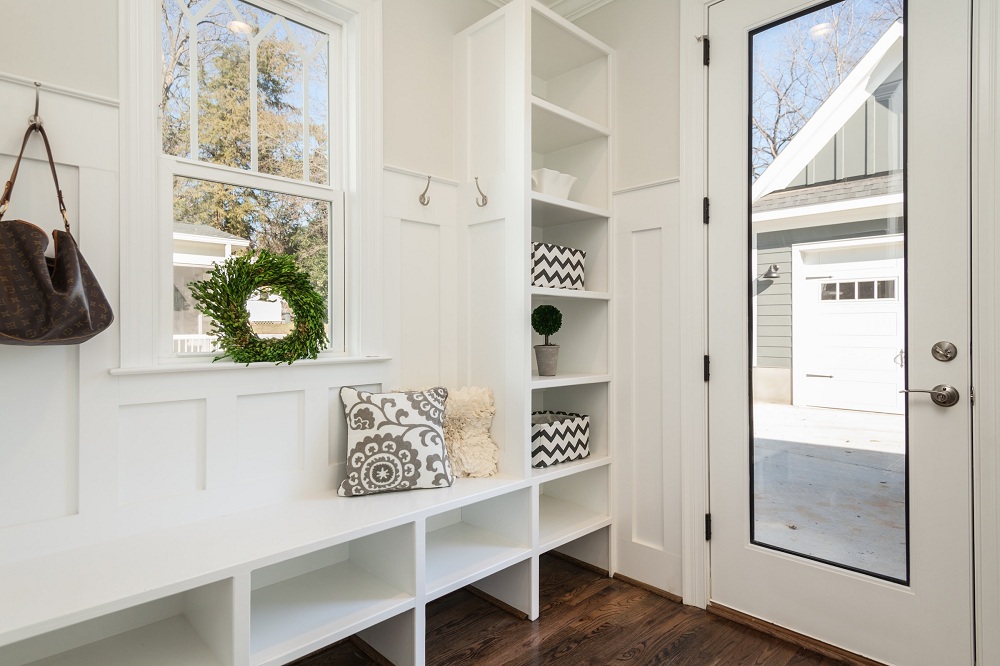 Compact Design Storage for Small Entryways Compact Design Storage for Small Entryways