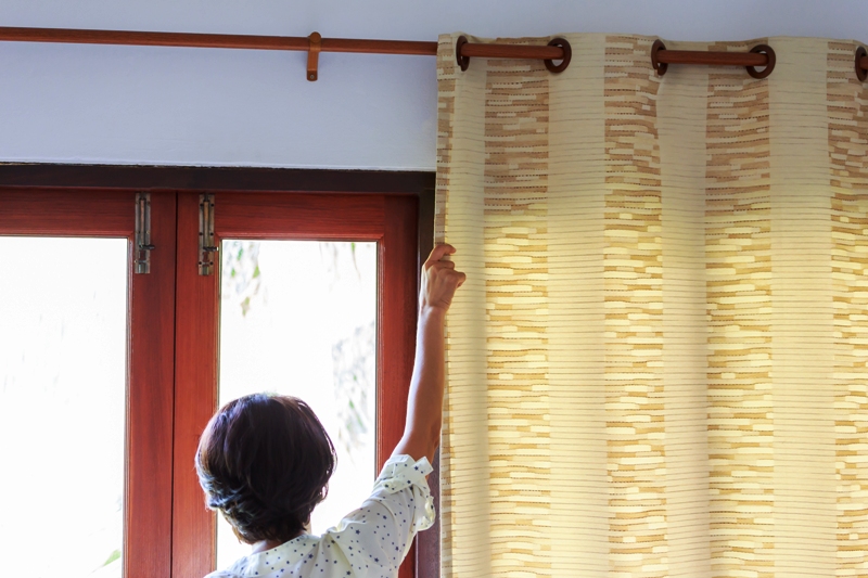 Curtain Hanging