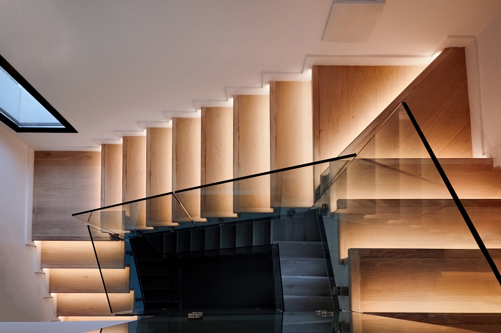 Illuminating Steps Illuminating Steps