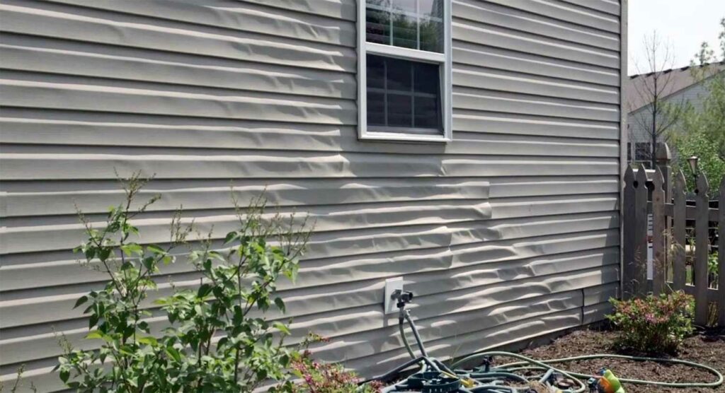 Pros and Cons of Vinyl Cladding Pros and Cons of Vinyl Cladding