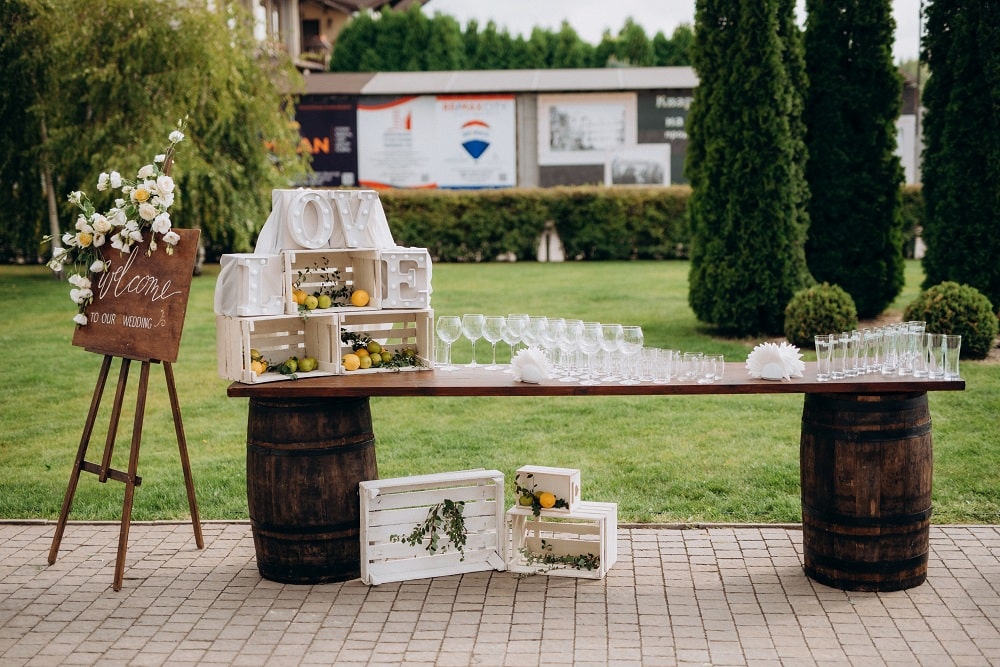 Rustic Welcome Drinks Counter with Natural Elements