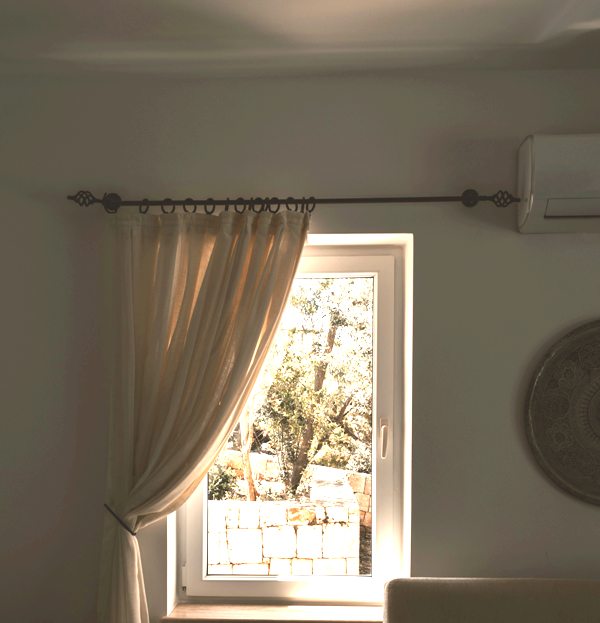 Suggestions for Curtain Hanging Suggestions for Curtain Hanging