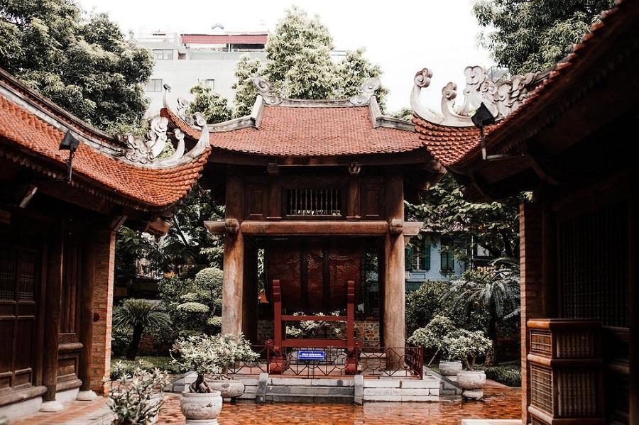 Vernacular Architecture with Soothing Palette
