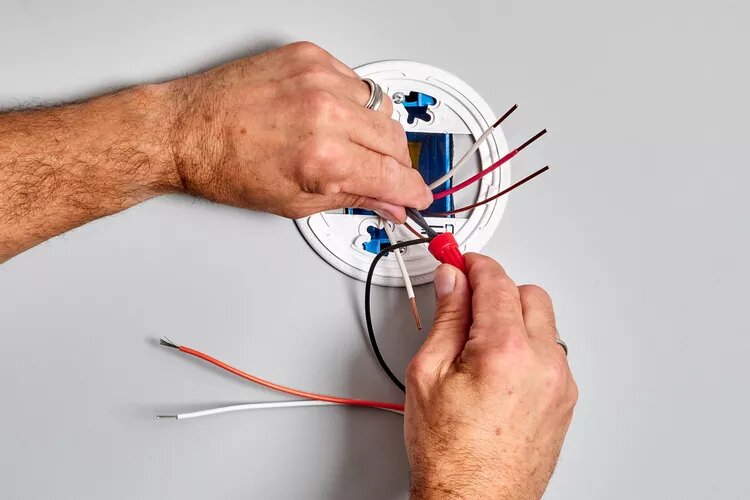 Wiring the Smoke Detector