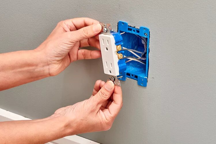 Close the outlet