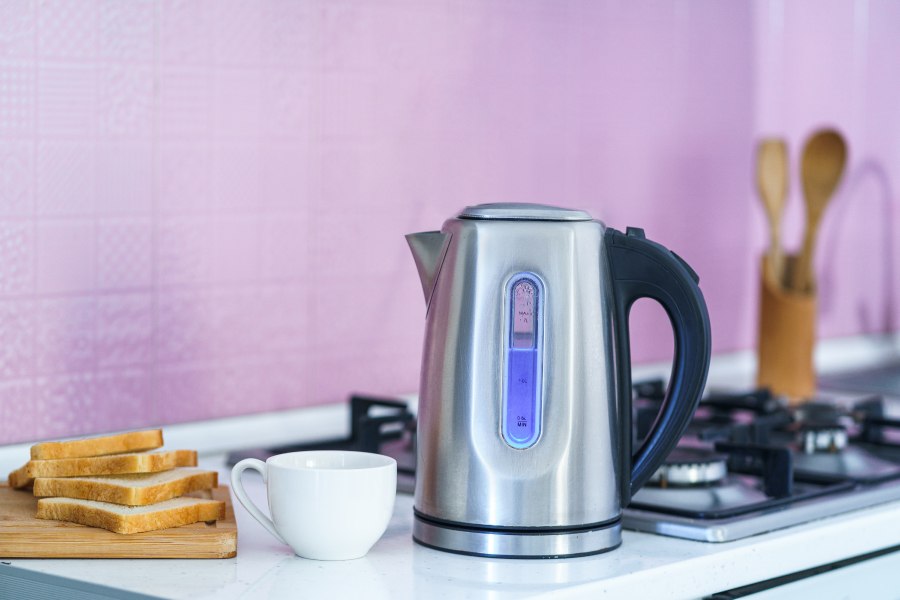 Electric kettle a kitchen gadget for winter-friendly home Electric kettle a kitchen gadget for winter-friendly home
