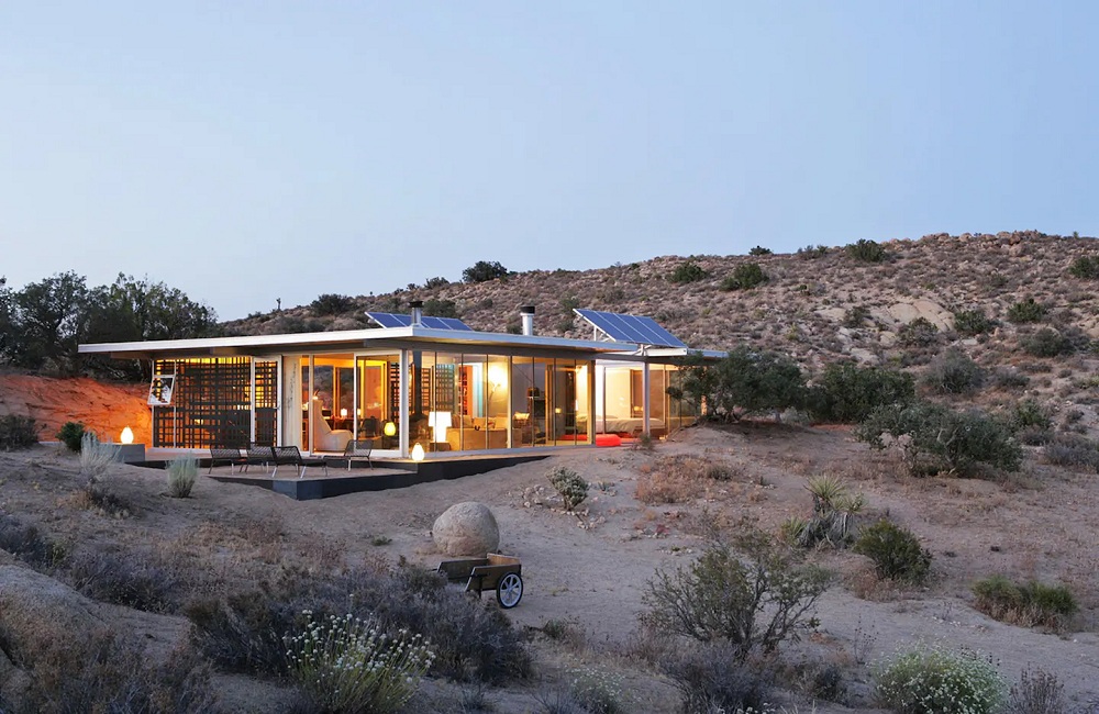 Off-grid itHouse, California, US