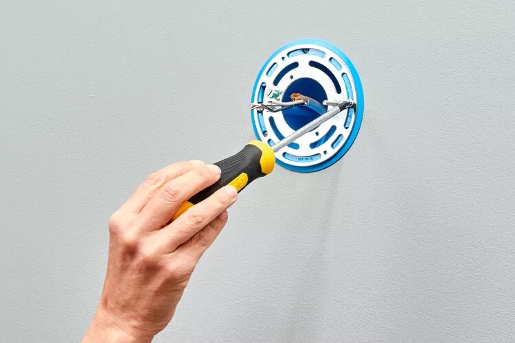 Secure the mounting hardware