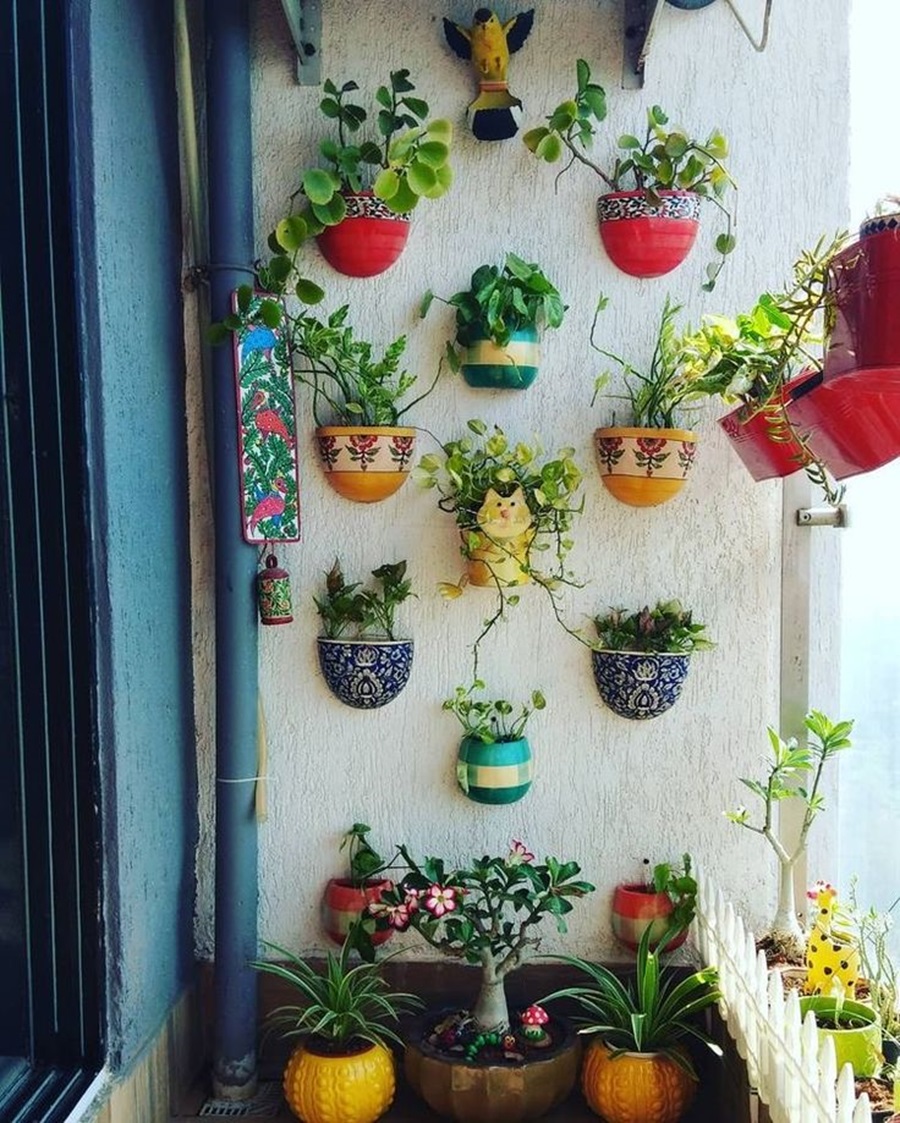 Balcony Décor with Wall Plants
