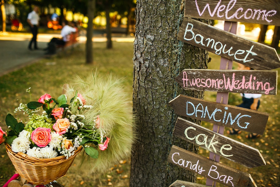 DIY Wedding Notice Board Ideas