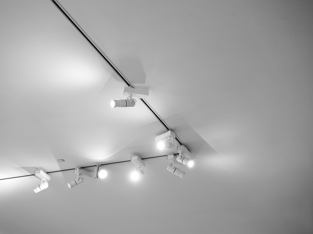 Illumination of Track Lighting