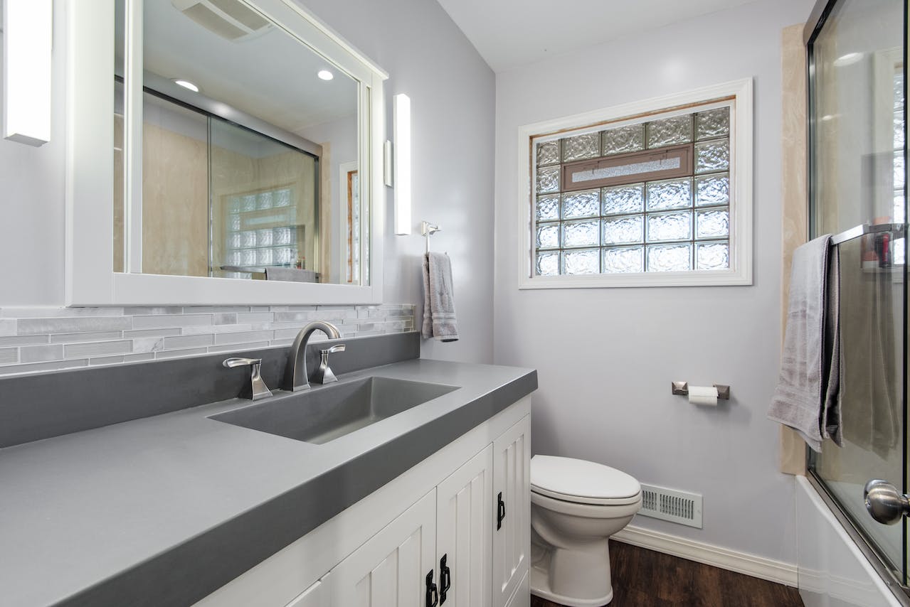 Solid Surface Bathroom Vanity Top