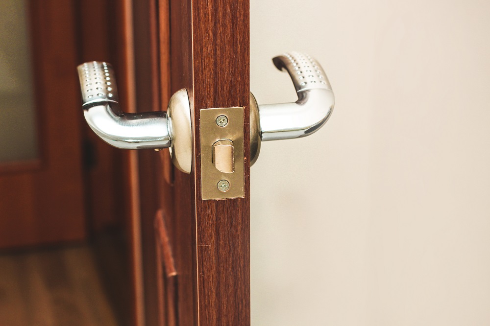 Back-to-Back Pull Handle