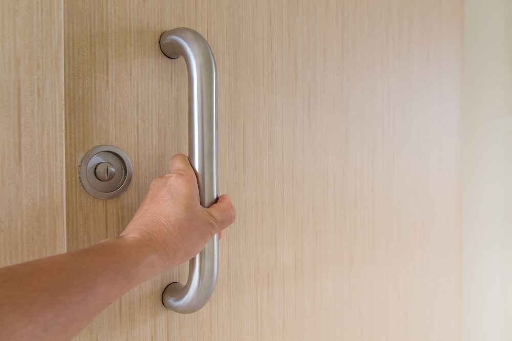 Bolt Through Pull Handles