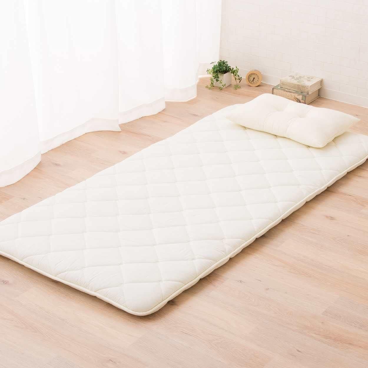 Cotton futon