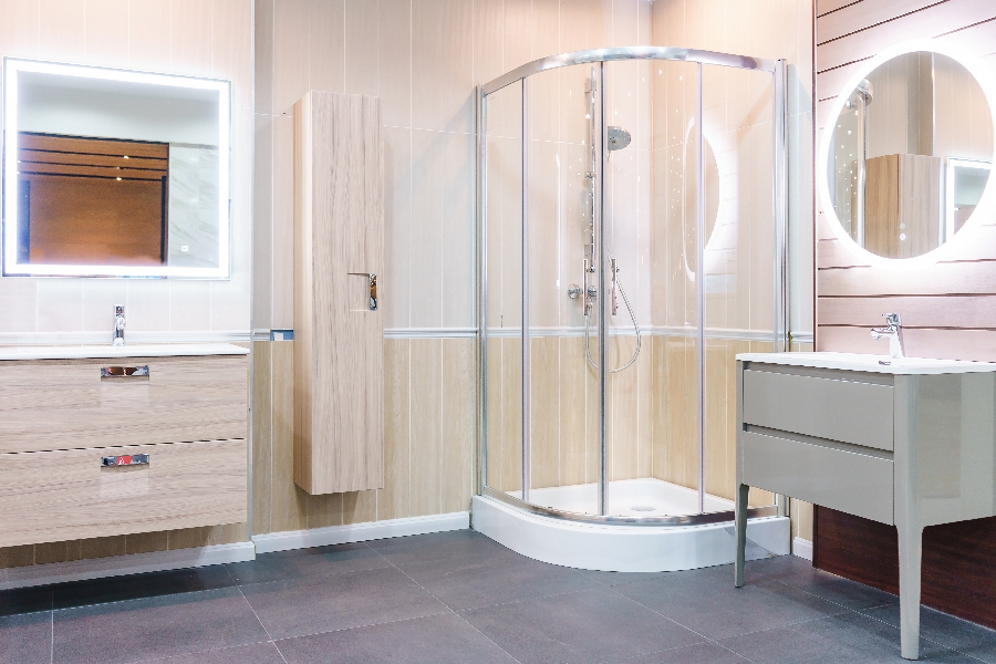 Space-Saving Corner Shower Room