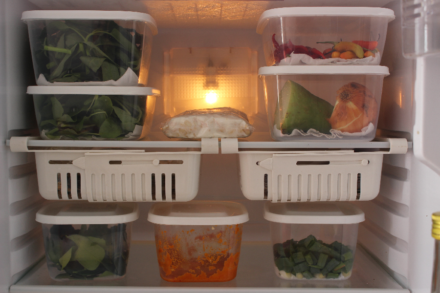 A Refrigerator with Organisers