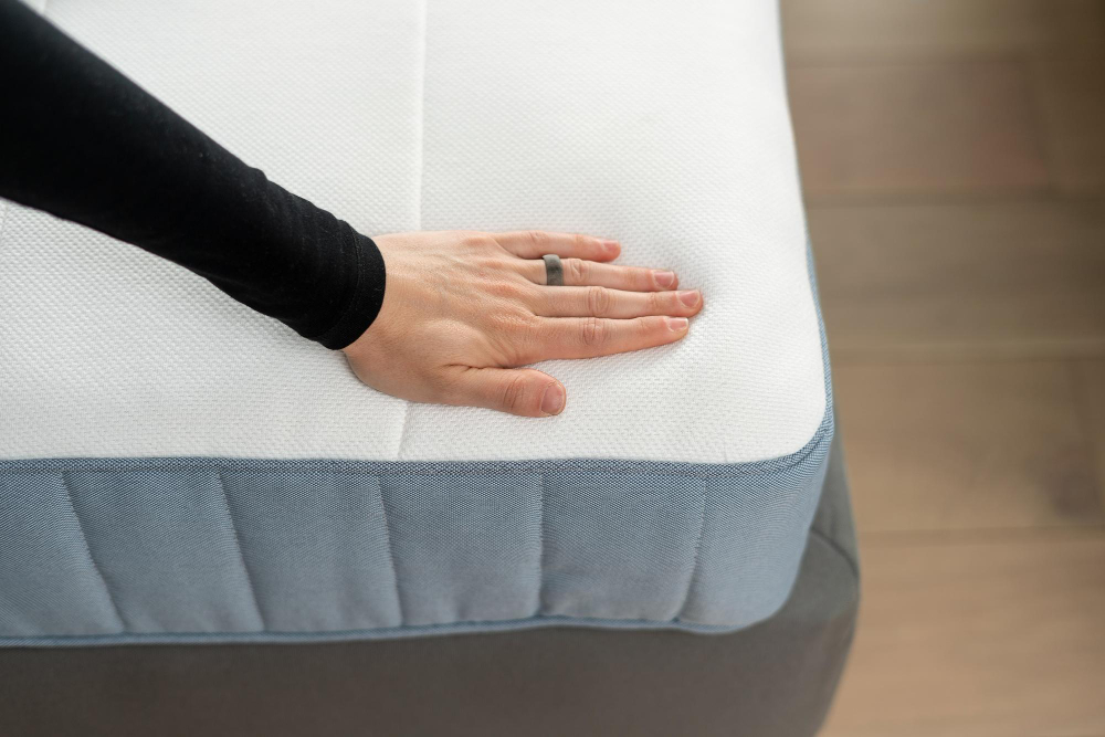 Motion Isolation of a Memory Foam Mattress