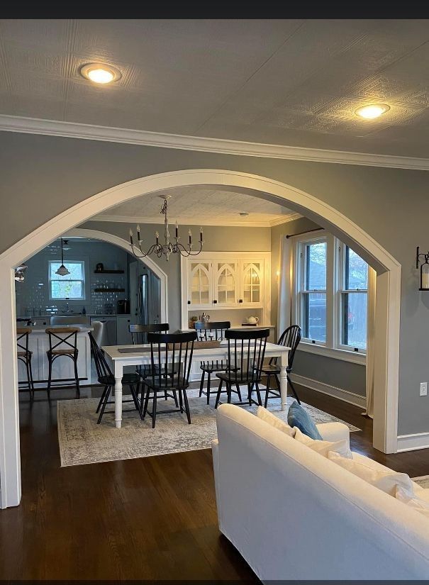 Archway Divider