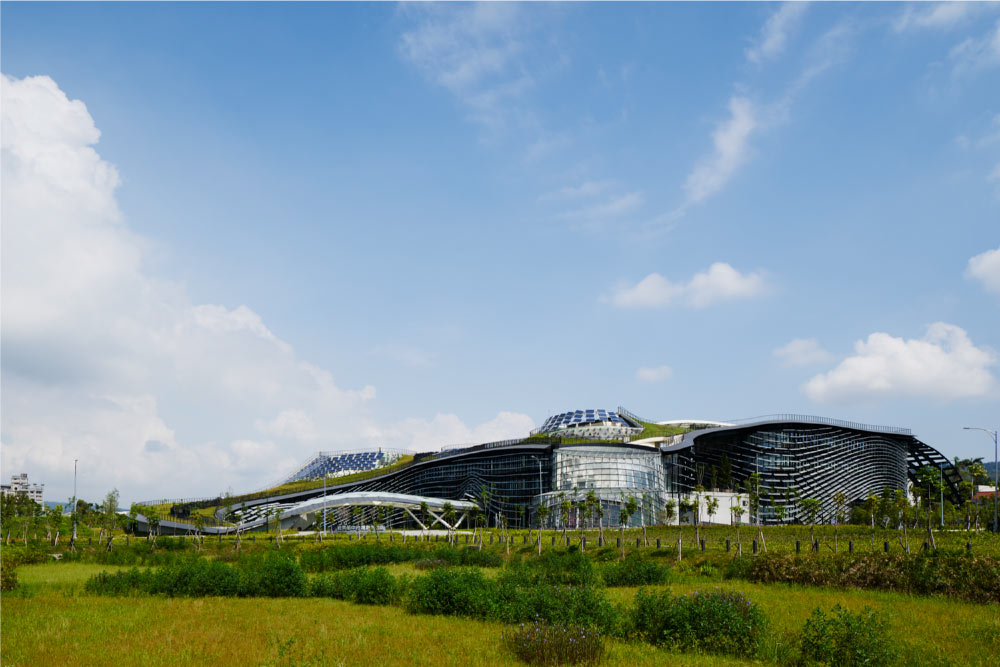 Double-skin Kinetic Façade of ITRI Building in Taiwan