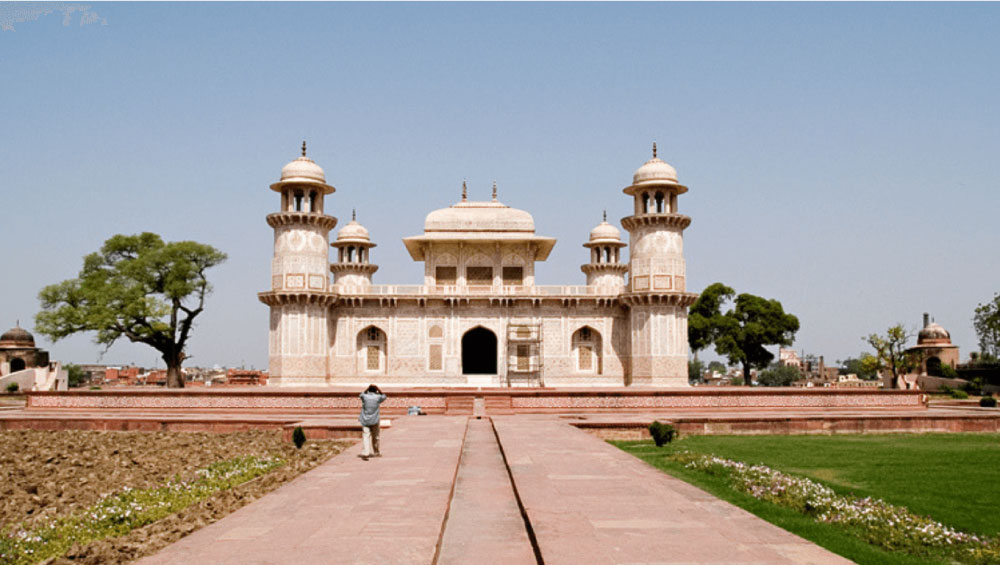 Itmad Ud Daula