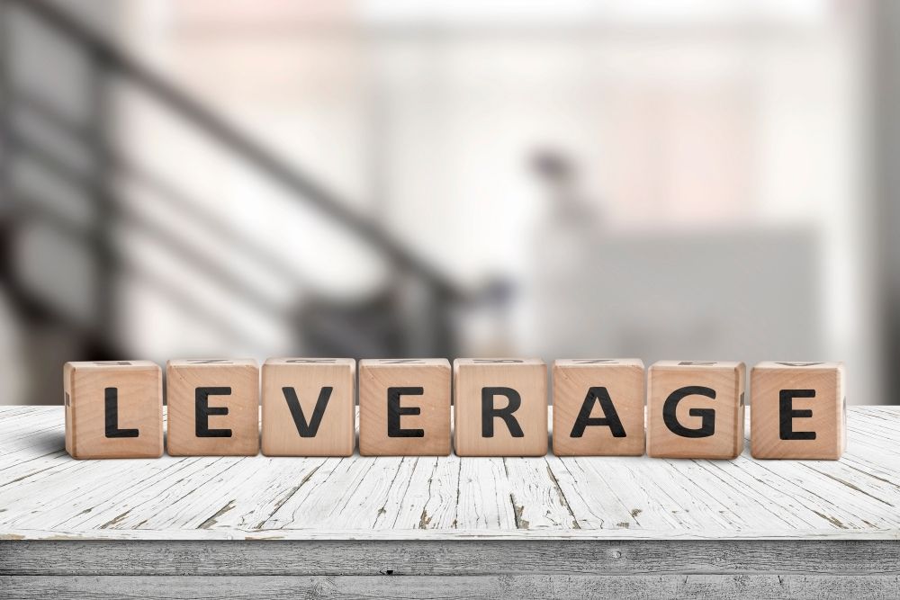 Leveraging Your Alumni Network Leveraging Your Alumni Network
