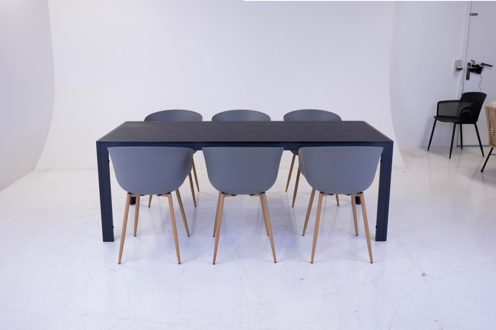 Signature Parsons Dining Table