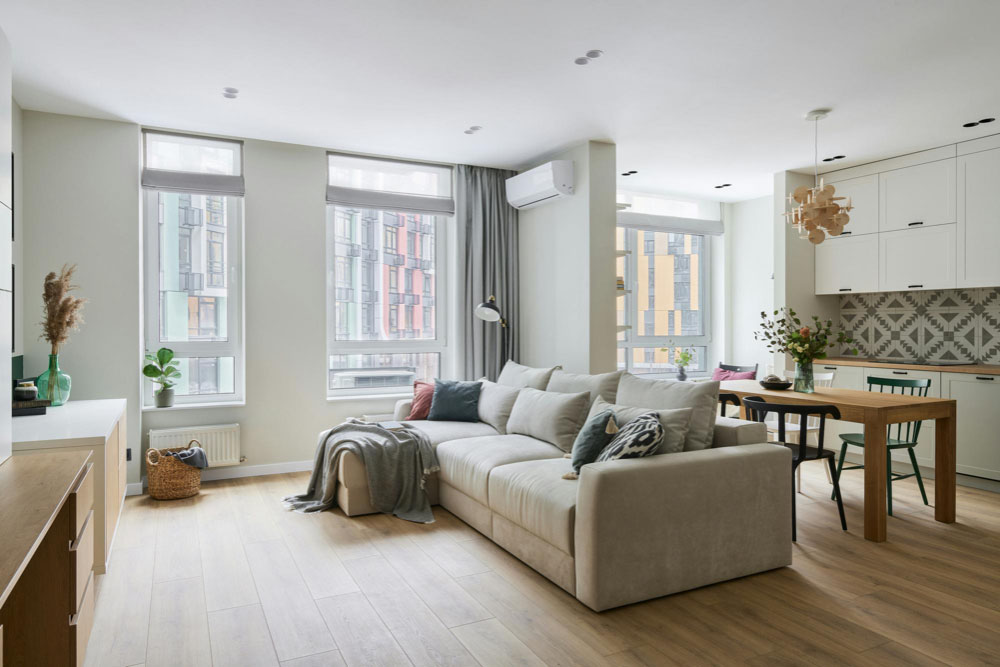 Decluttered Spaces