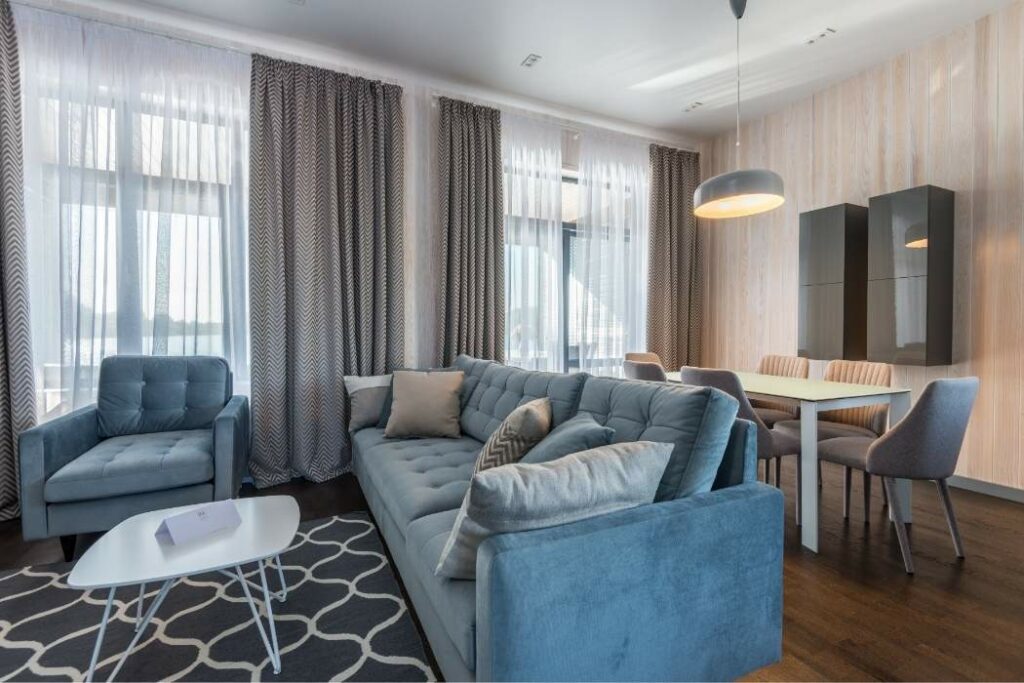 Incorporate Soft Textures for a Luxurious Feel 