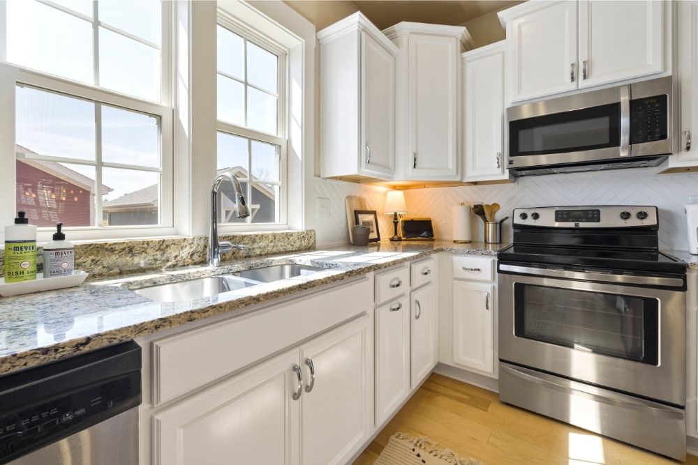 Prioritise Functionality and Layout of Cabinets and Appliances 